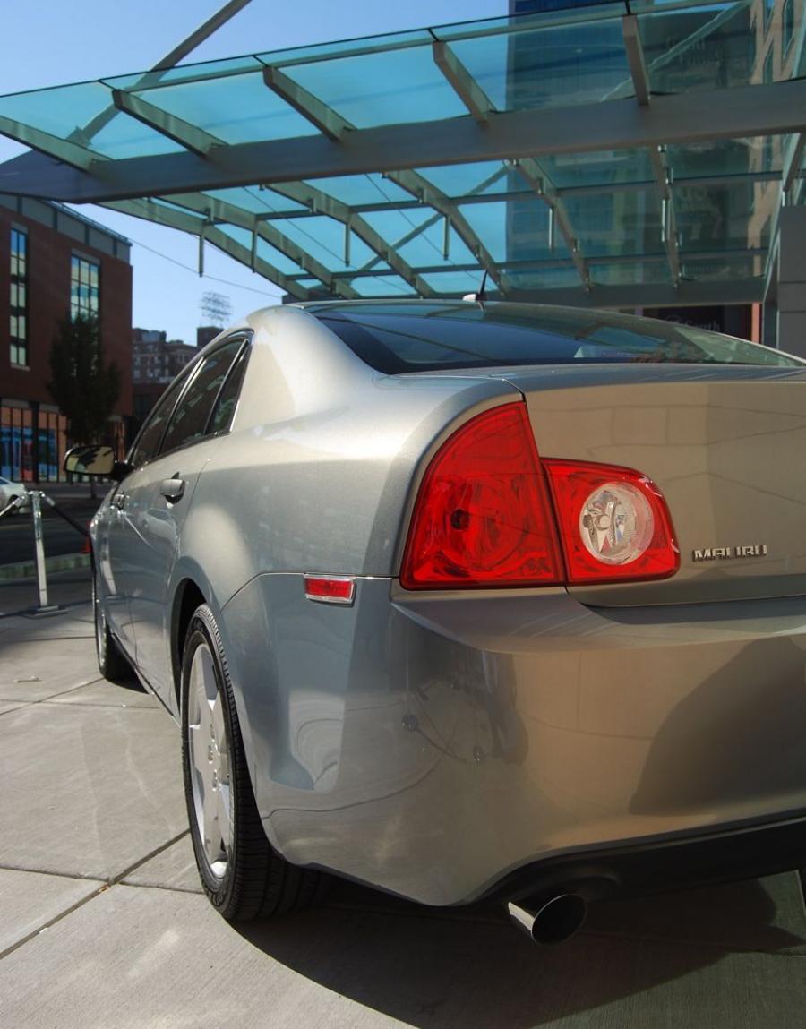  Chevrolet Malibu 2008 года  (фото 86 из 178)